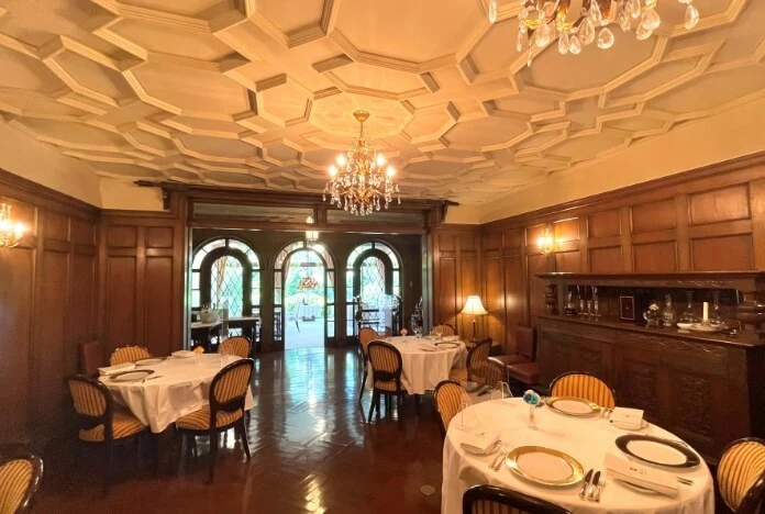 ダイニングルーム